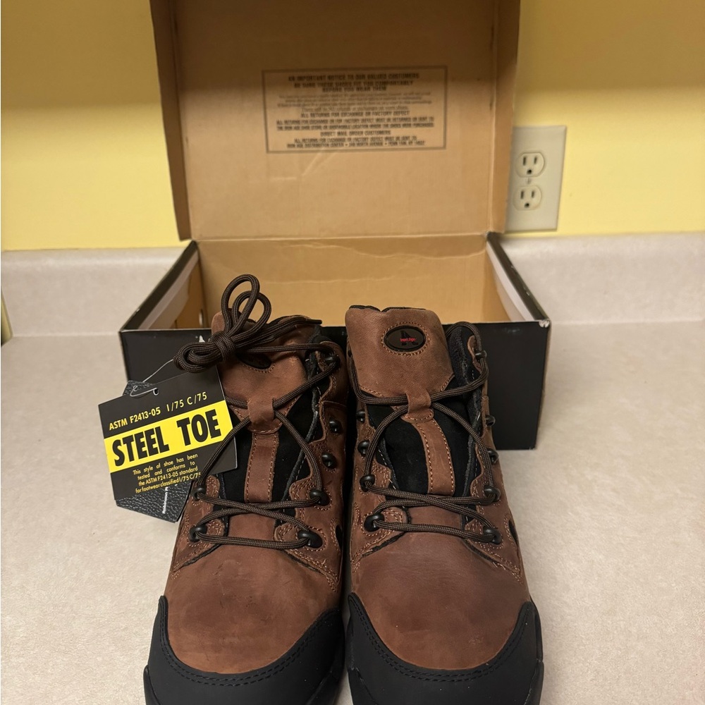 Men’s Iron Age Steel Toe Boots, new, never worn, size 10 MW